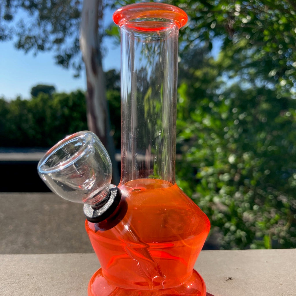 Discover the Best Cheap Bongs for Sale at Kings Pipes by Drew Weaver
