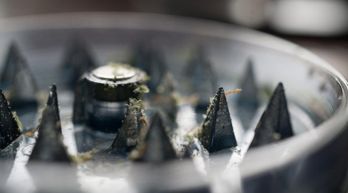 Our Step-by-Step Guide to Cleaning Your Grinder