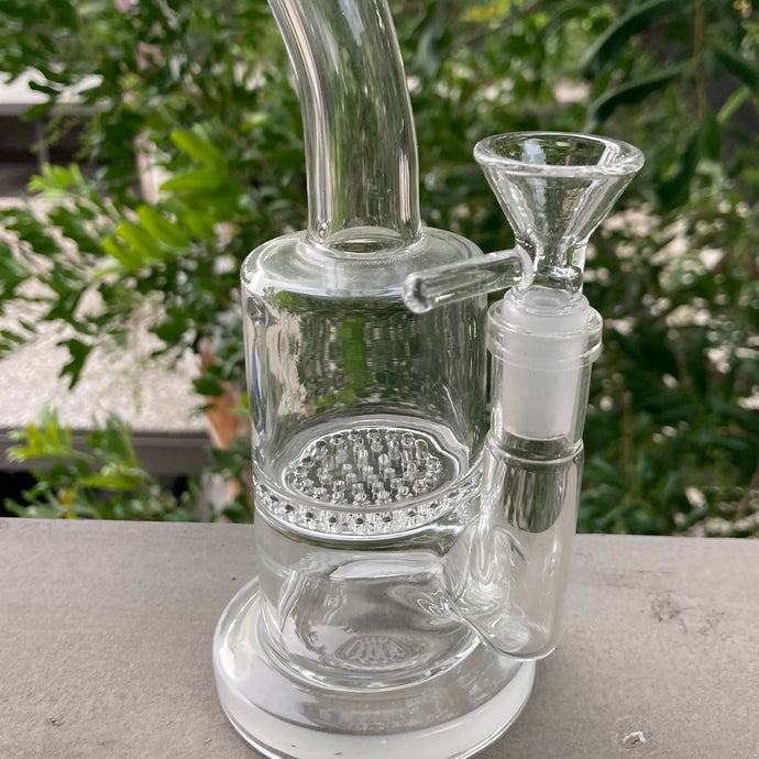 How to Buy the Perfect Dab Rig or Bong for You