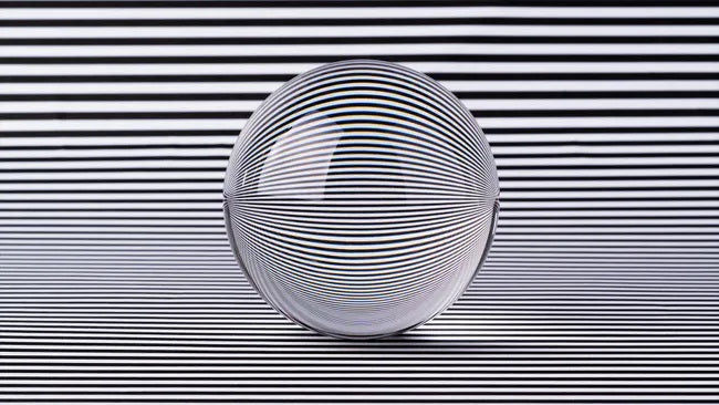 13 Fun Optical Illusion Pictures for When You Are Smoking